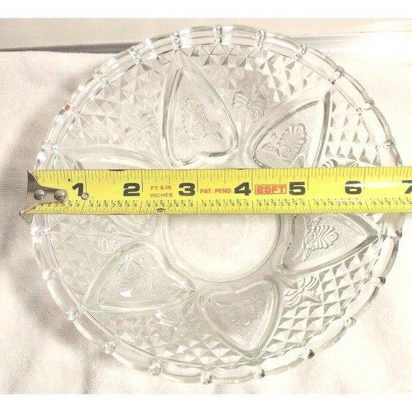 KIG Malaysia Bowl Clear Pressed Glass Heart Candy Serving Dish - Picture 9 of 9